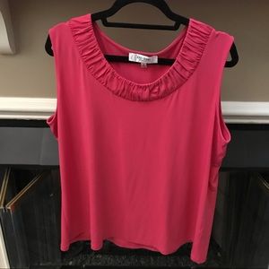 Sleeveless shell top